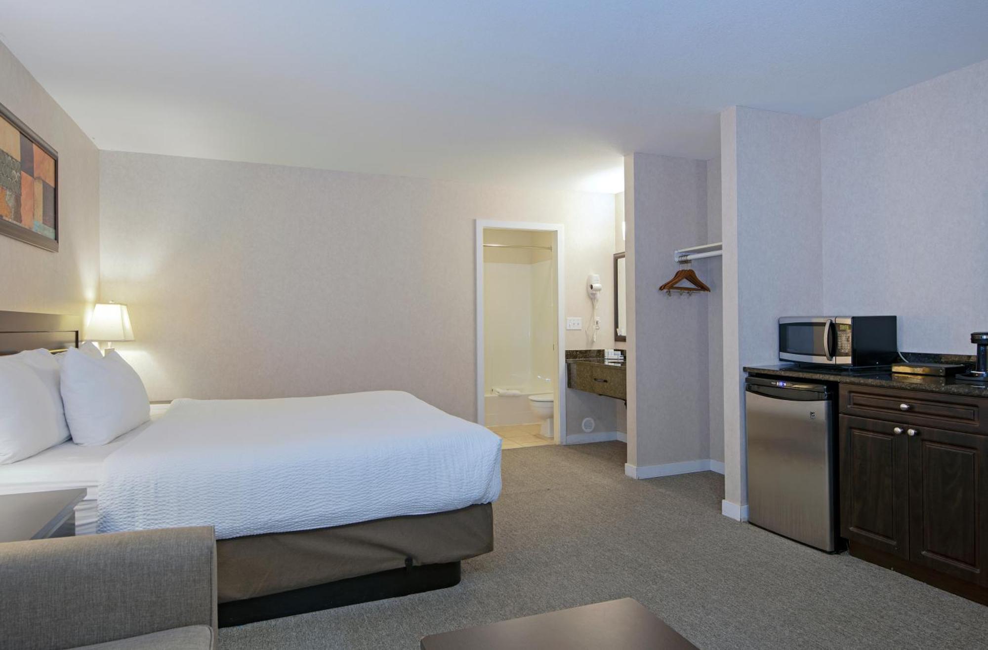 Travelodge By Wyndham Kamloops Mountview Exteriér fotografie