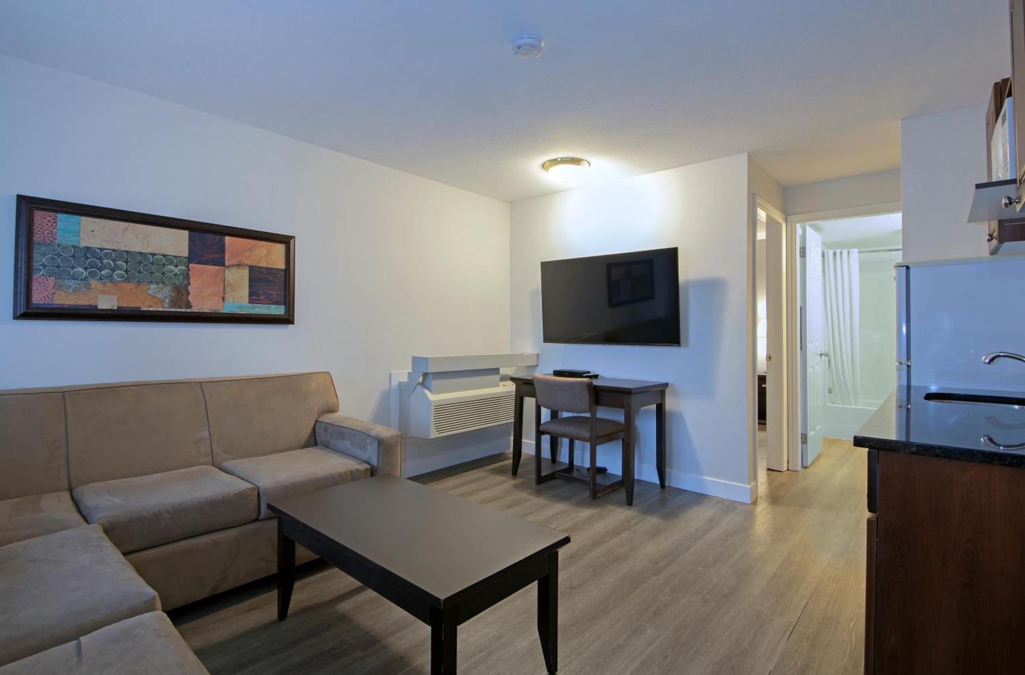 Travelodge By Wyndham Kamloops Mountview Exteriér fotografie