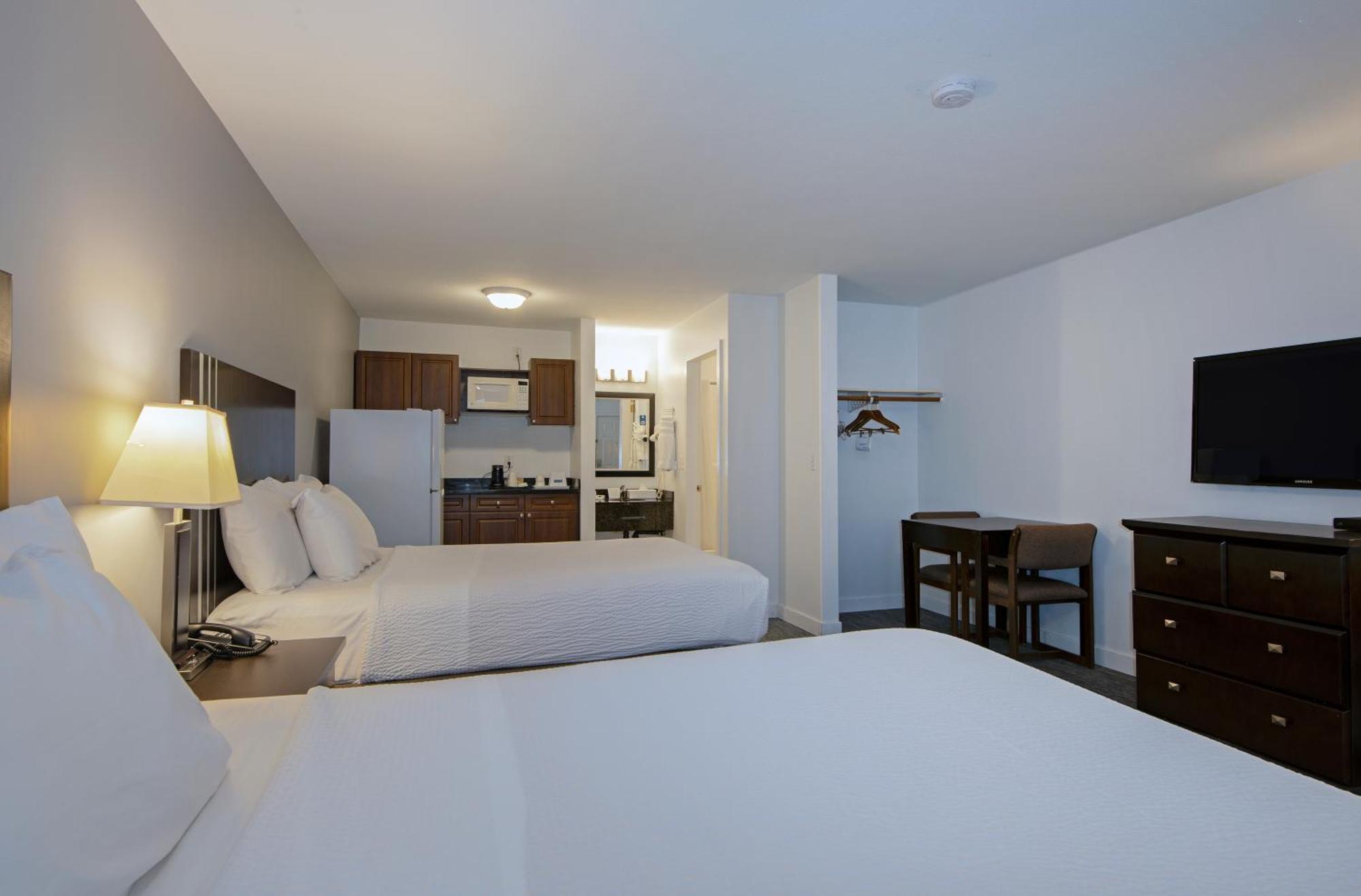 Travelodge By Wyndham Kamloops Mountview Exteriér fotografie