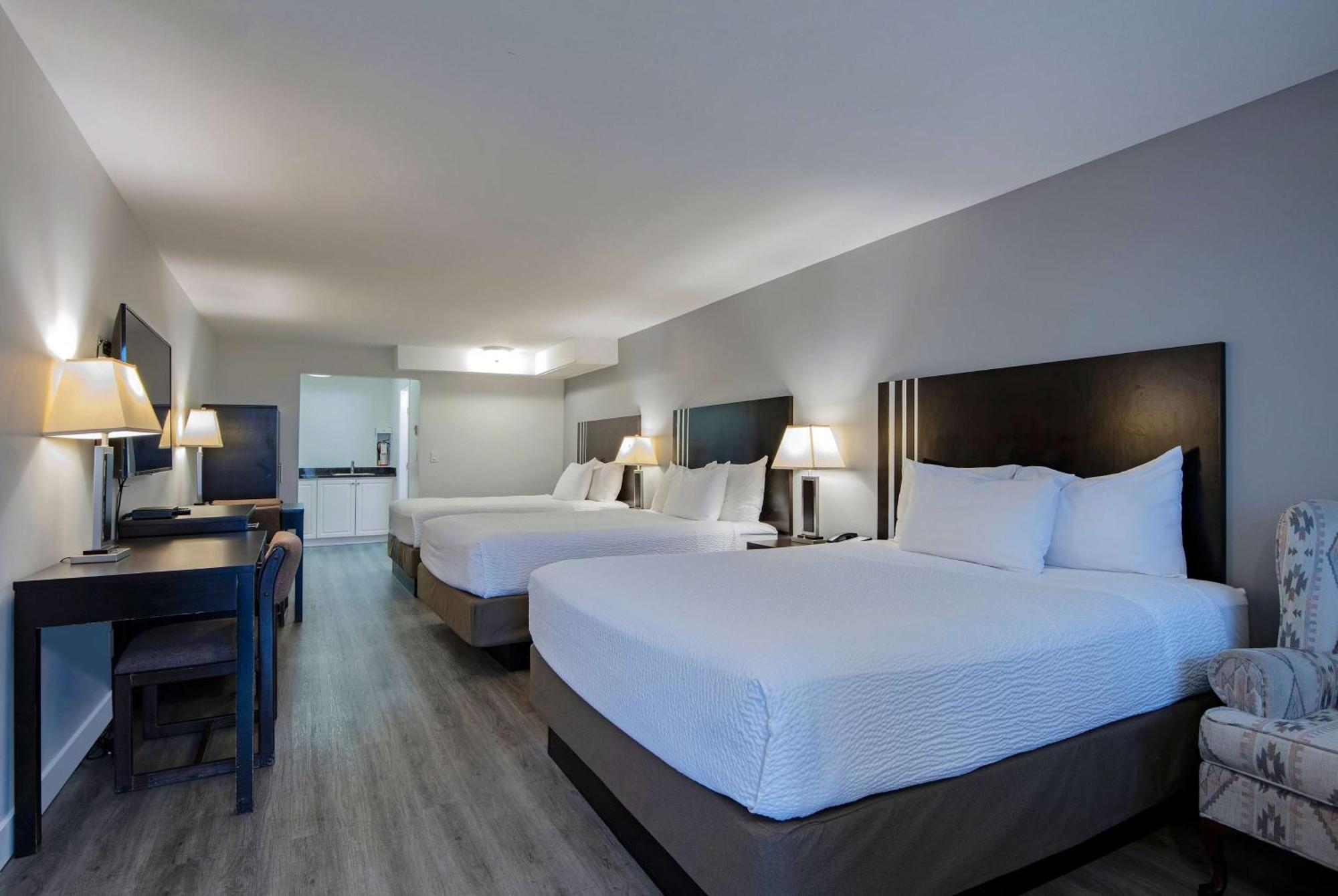 Travelodge By Wyndham Kamloops Mountview Exteriér fotografie